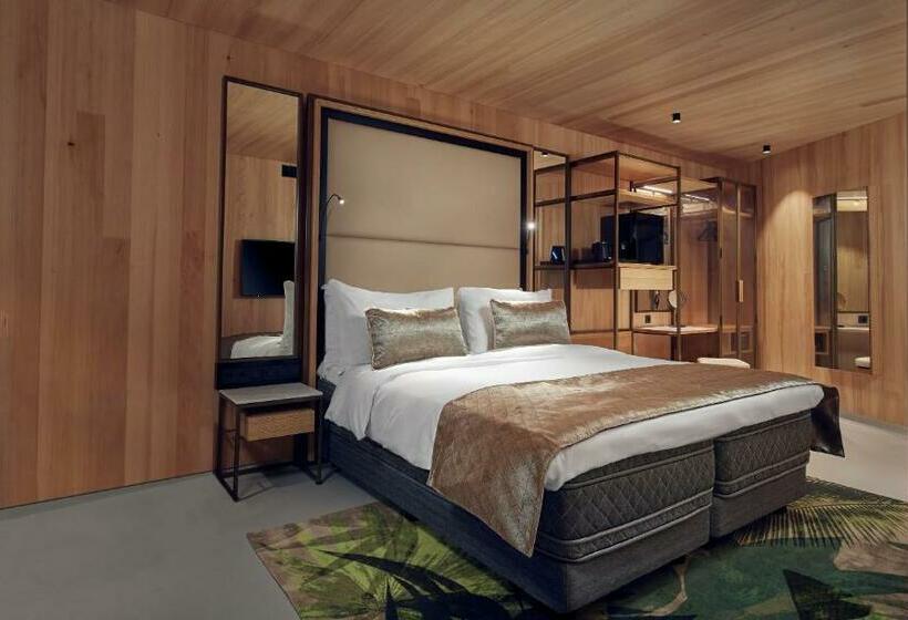 Superior Room with Balcony, Jakarta Amsterdam