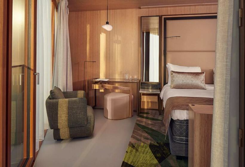 Junior Suite, Jakarta Amsterdam