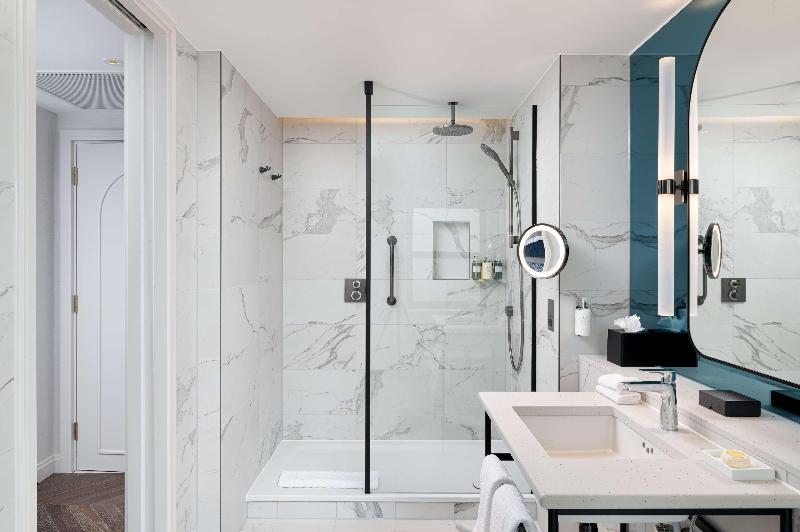 Suite, Jakarta Amsterdam