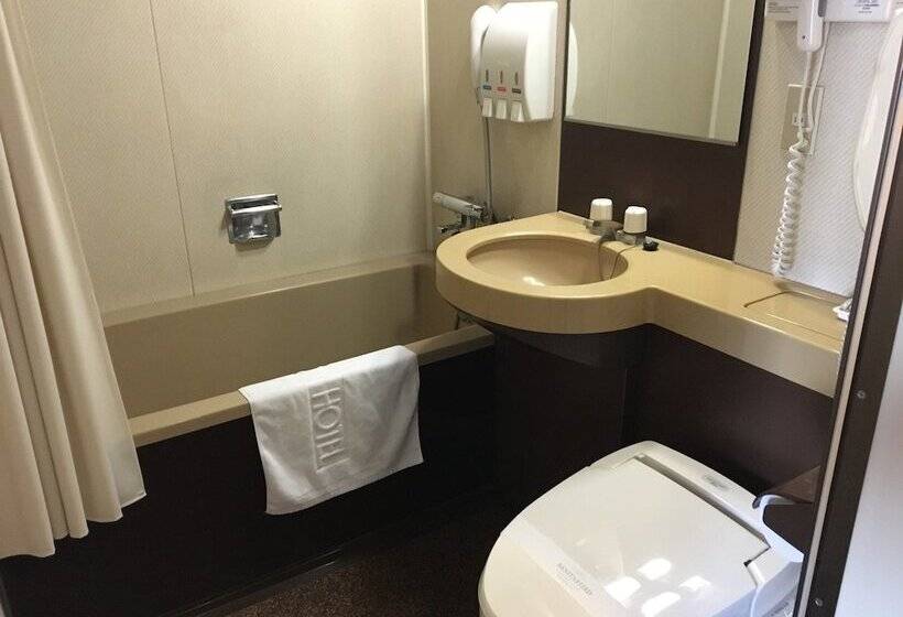 Трехместный Номер Deluxe, Kurume Station
