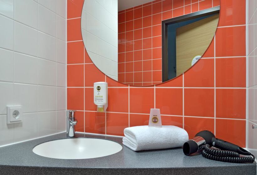 Номер Стандарт, B&b Hotel Trier