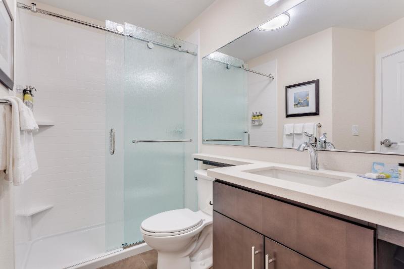 스탠다드 스튜디오 킹침대, Candlewood Suites Eau Claire I 94, An Ihg