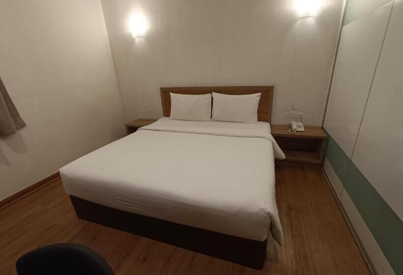 Номер Deluxe Кровать Кинг, Greencity