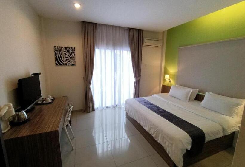 اتاق استاندارد با تخت بزرگ, Oscar Suites