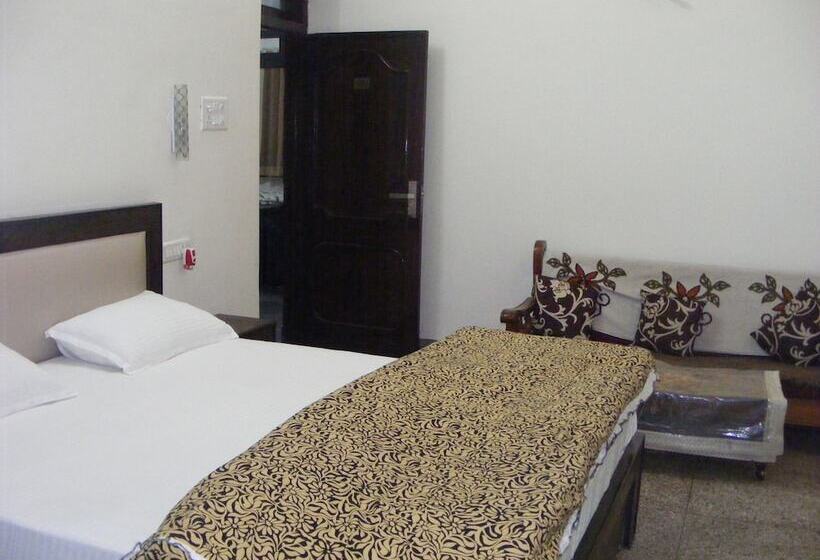 اتاق لوکس, Vacation