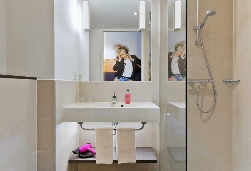 标准间, Moxy Amsterdam Houthavens