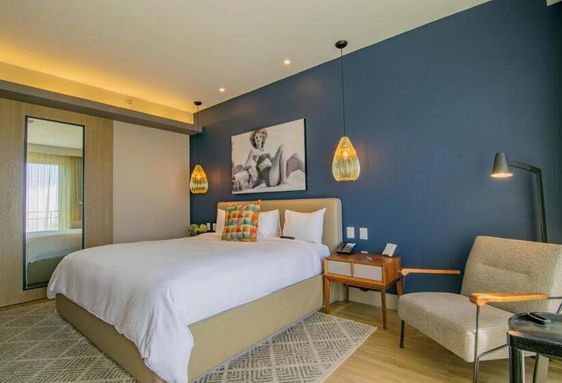 带大床的豪华间, Torre Lucerna Hotel Ensenada