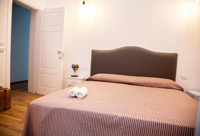 Quarto Deluxe, Storie Di Mare
