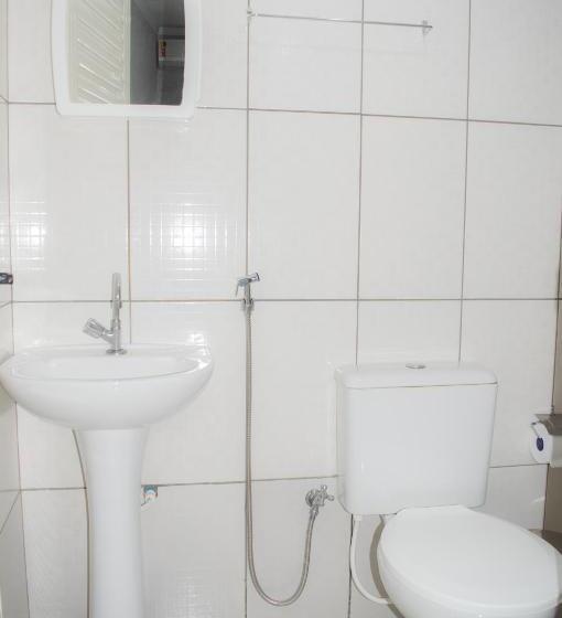 اتاق اکونومی, Hostel Prime