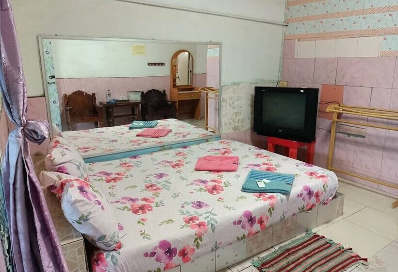 חדר אקונומי, Kanjana Resort