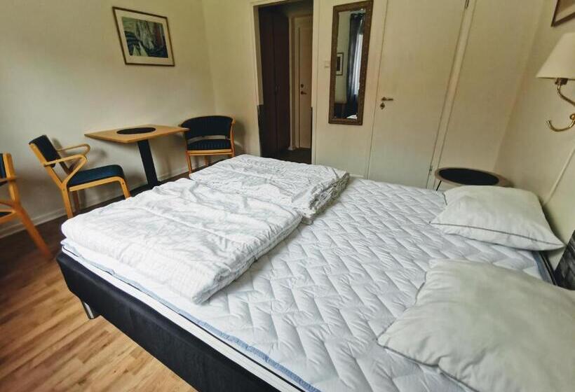 Номер Стандарт, Falköpings Vandrarhem/hostel