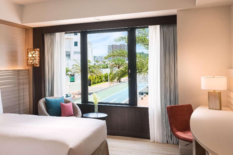 Номер Стандарт, Doubletree By Hilton Okinawa Chatan Resort