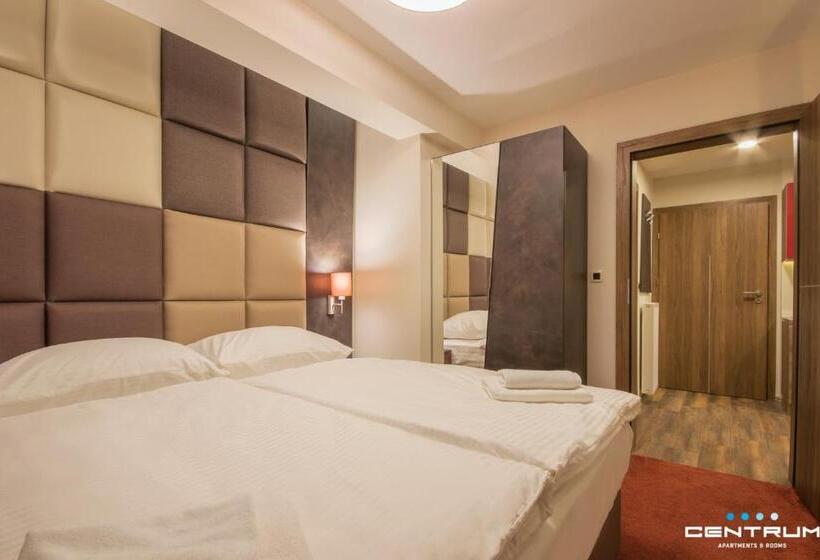 Deluxe Suite King Bed, Centrum Osijek