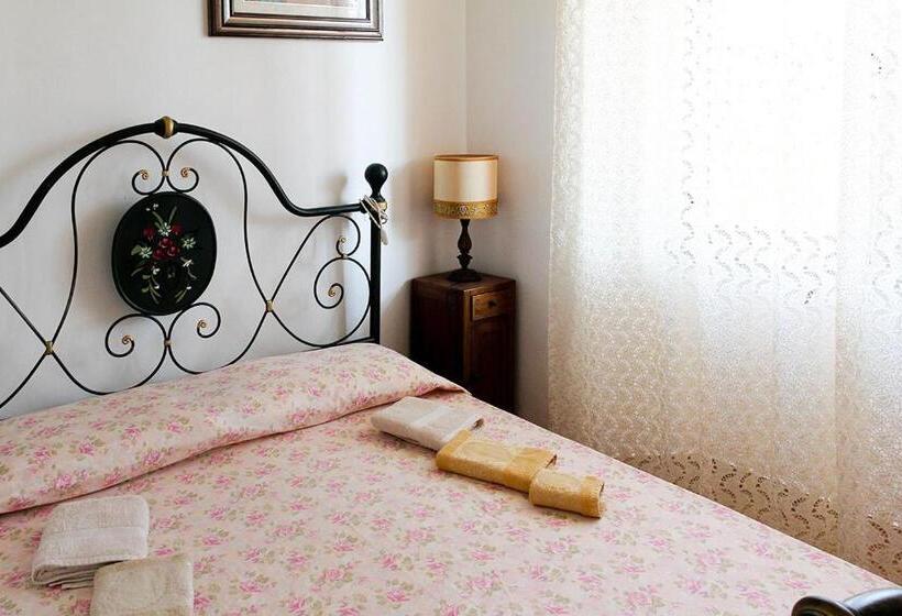 اتاق استاندارد, Guesthouse Stazione Pisa Centro