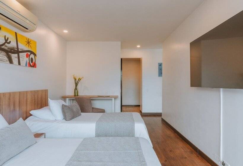 패밀리 아파트, Travelers Orange Suites