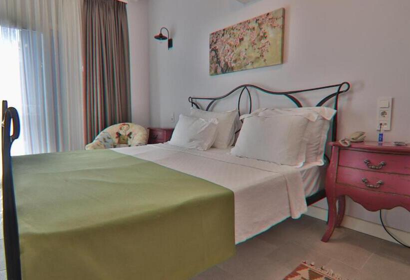 اتاق لوکس, Alacaat Otel