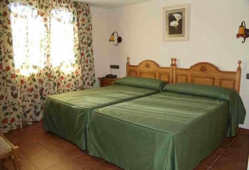 Номер Стандарт, Hostal Las Grullas