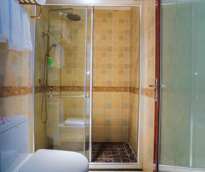Кровать в Общей Комнате, Memory Inn Guilin Central