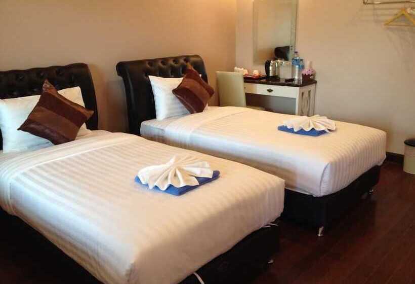 풀장 전망 디럭스 룸, Naris Phuview Resort