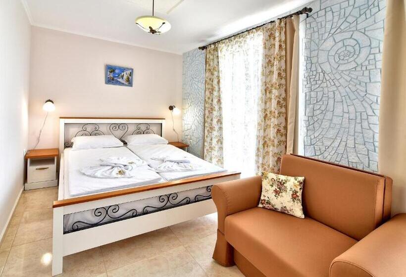 Студия Deluxe, Sirena Palace Family