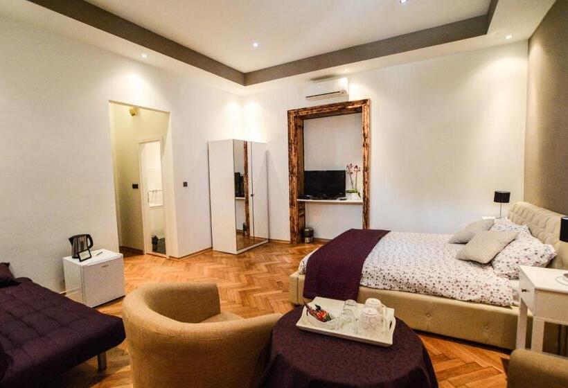 Номер Комфорт, City Center Rooms