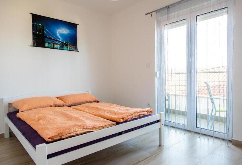 침실 1개 아파트, Nemira Sunny Apartments