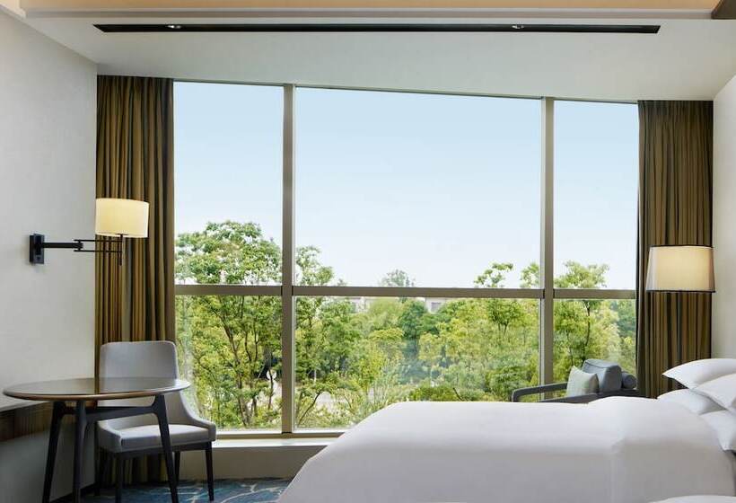 디럭스 룸, Sheraton Shanghai Chongming