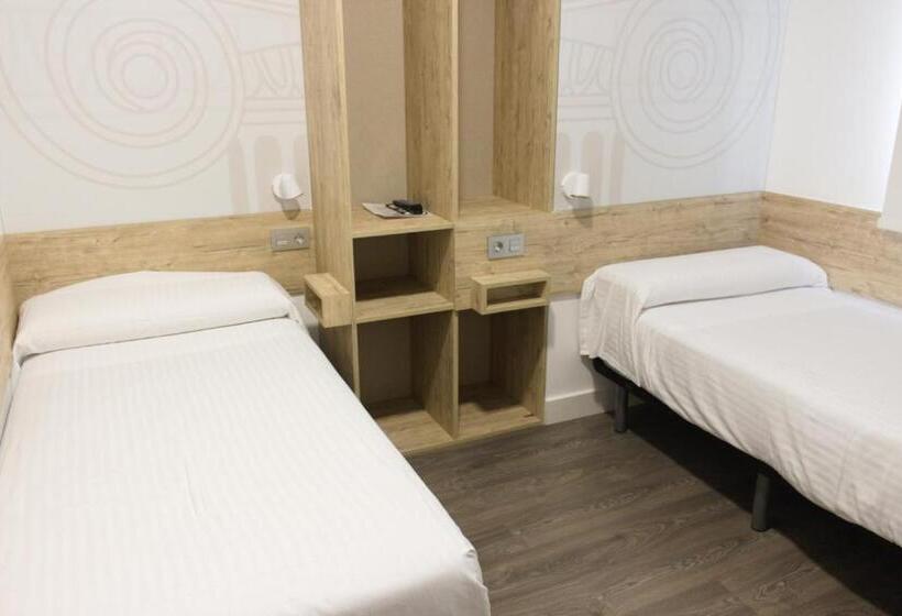 Номер Стандарт Адаптированный для Инвалидов, Deluxe Hostels & Suites Merida