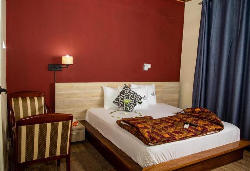 Deluxe Room, Grand Star