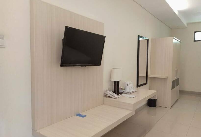 ベーシックトリプルルーム, Zuri Resort Cipanas