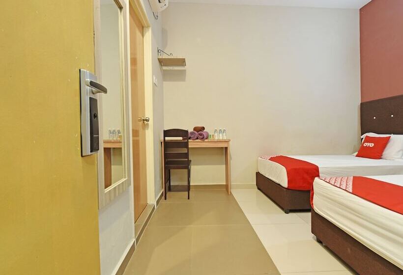 Family Suite, Super Capital O 90556  Cherita Rooms