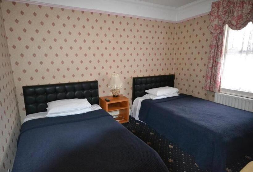 Номер Стандарт, Airport Guest House