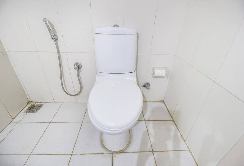 デラックスルーム, Fabhotel Siri Inn Madhapur