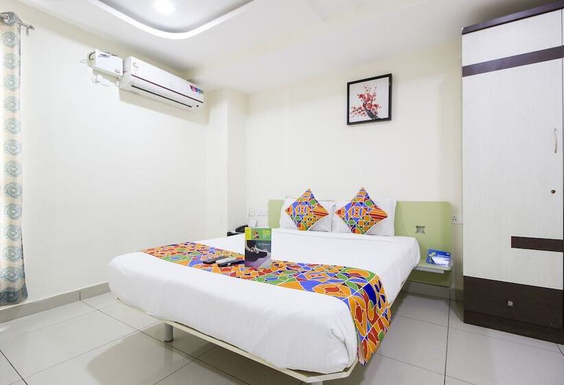 デラックスルーム, Fabhotel Siri Inn Madhapur