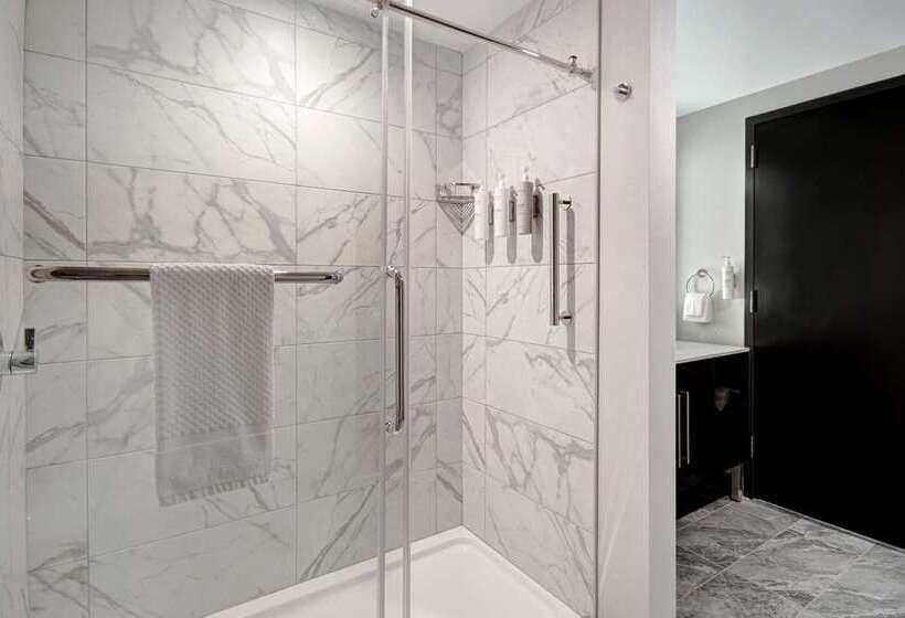 Suite, Home2 Suites By Hilton Bloomington