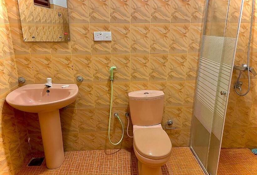 Номер Deluxe, La Safari Inn Tissamaharama