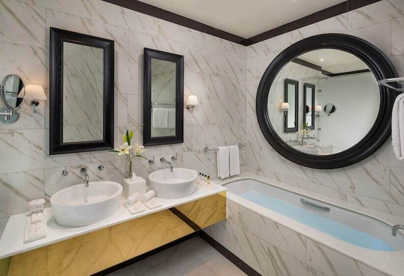 Апартаменты Premium 2 Спальни, Millennium Atria Business Bay
