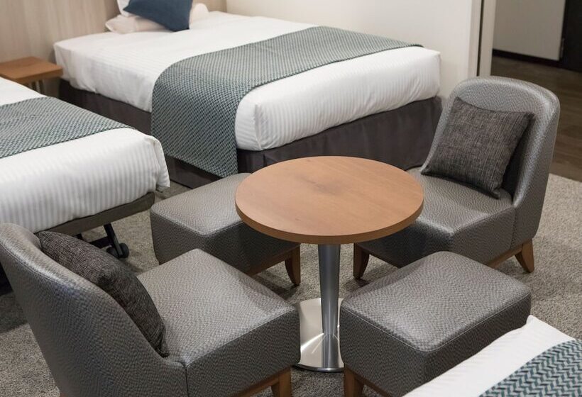 Четырехместный Номер Deluxe, Mystays Midosuji Honmachi
