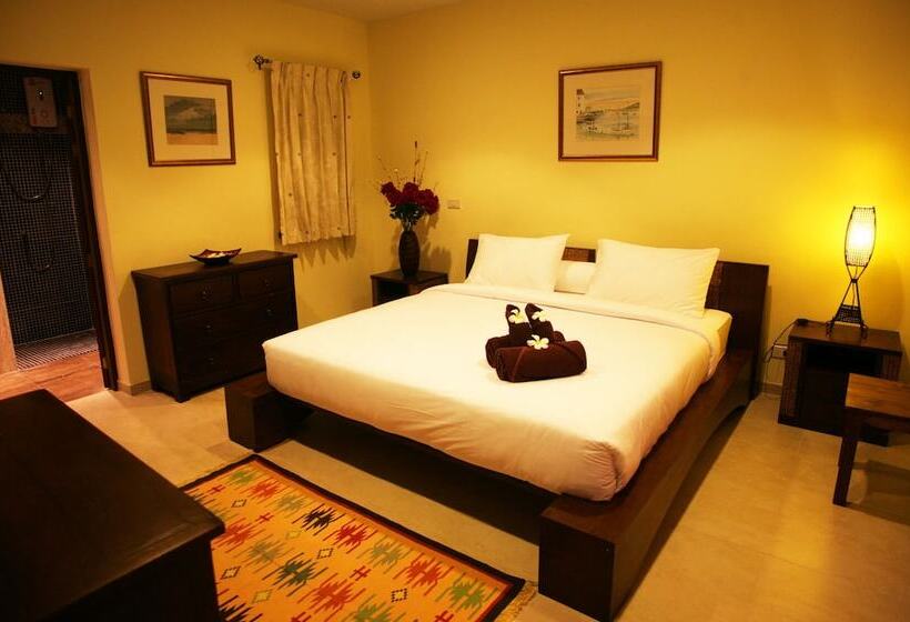 Вилла 3 Спальни с Бассейном, Chor Chang Villa Resort