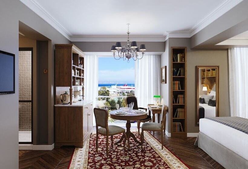 Люкс Вид на Море, Legacy Gastro Suites