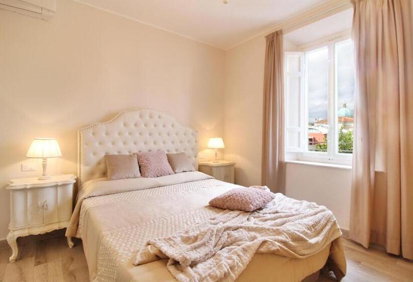 اتاق سوپریور, Lucca In Chic   No Ztl   Free Parking   Old City At 10min By Walk