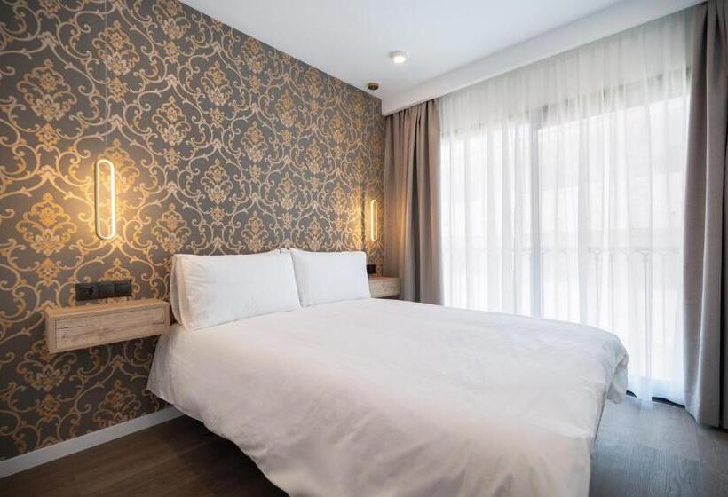 Стандартный Номер Кровать Кинг, The Orange House Boutique Hotel And Upstairs Rooftop Bar   Brand New
