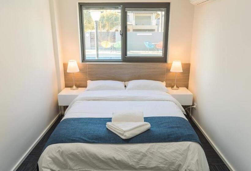 דירת חדר סופריור, Batavia Apartments