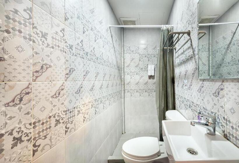 سوئیت با تخت بزرگ, De Lavender Bangkok