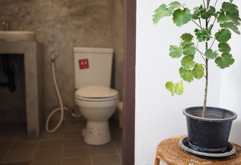 חדר סטנדרט לשלושה, Nanan House Hostel