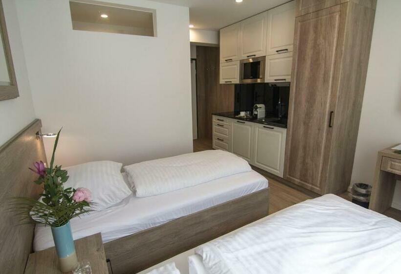 استودیوی استاندارد, Sleep Inn Dusseldorf