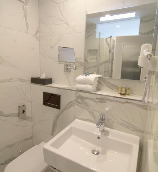 اتاق سوپریور یک تخته, Sleep Inn Dusseldorf