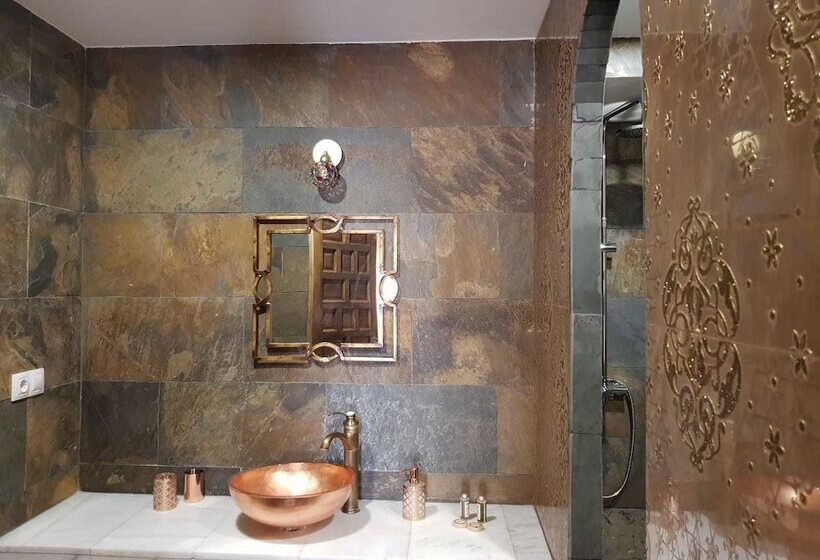اتاق لوکس, Riad Medina Mudejar