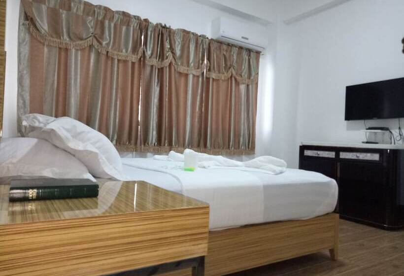 패밀리 룸, Meaco Hotel   Anilao