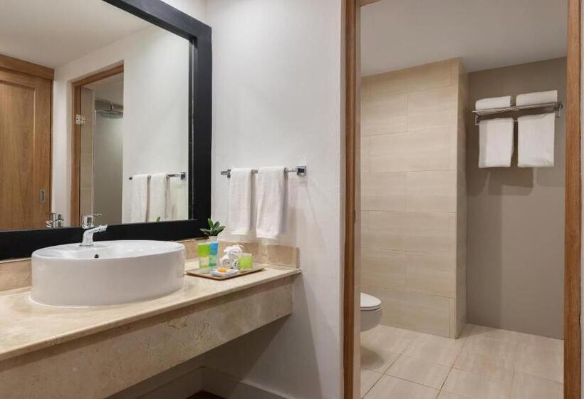 Номер Deluxe Вид на Бассейн, Apartments Punta Cana by Be Live